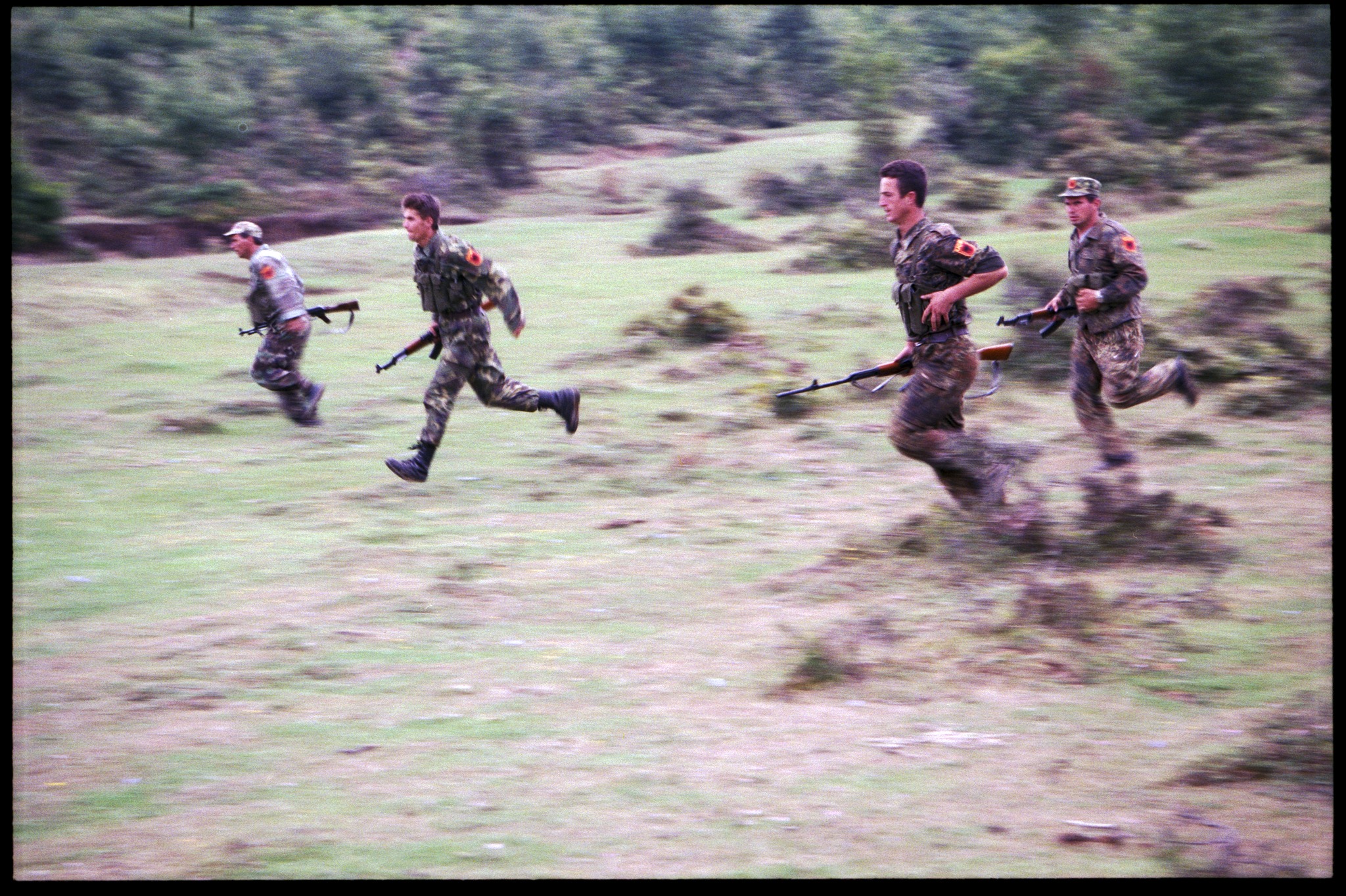Paul Refsdal Dorëzon 2600 Foto dhe Video të Luftës në Kosovë në IKKL