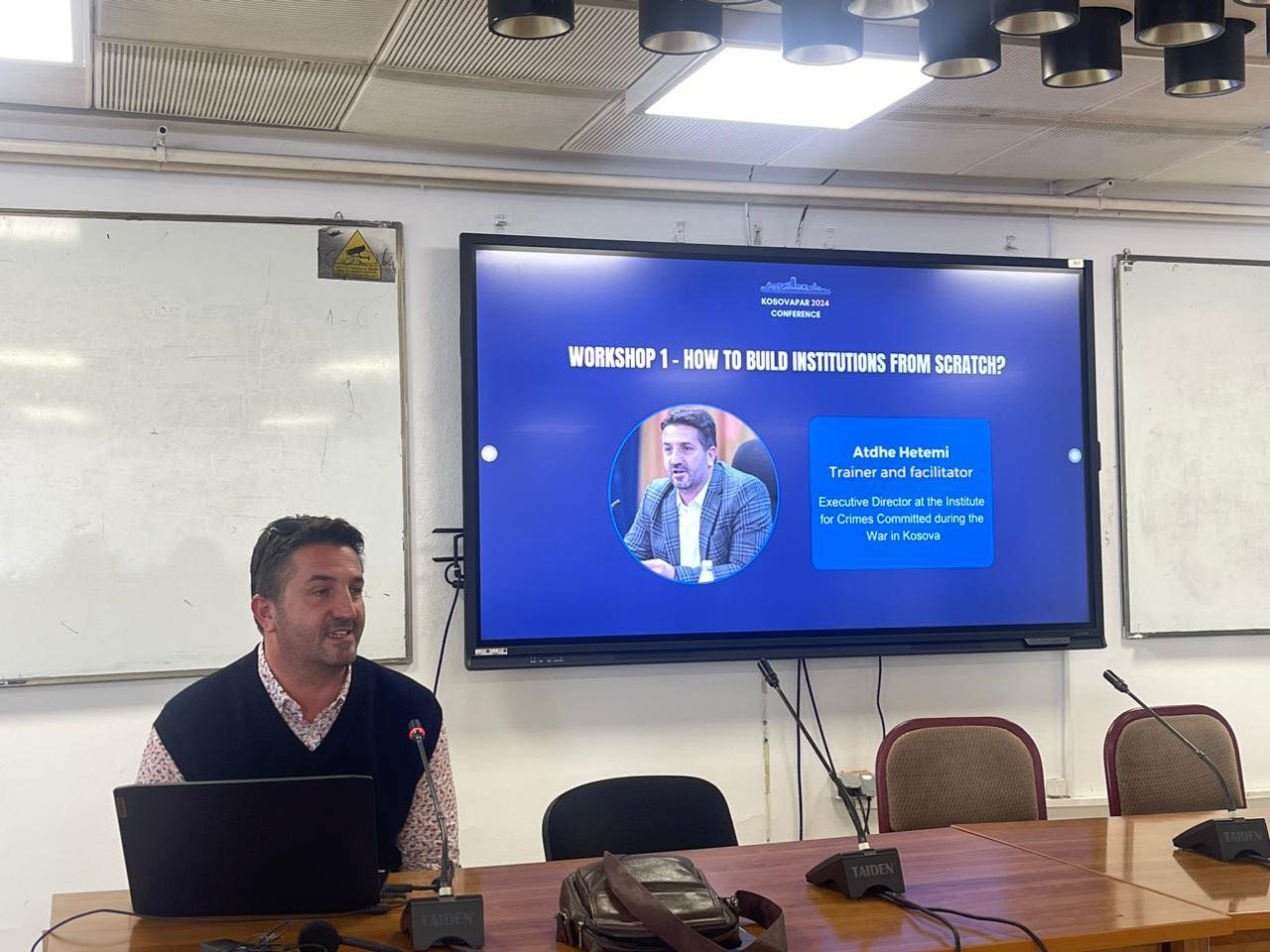 Në Konferencën KosovaPar, Dr. Atdhe Hetemi, Drejtor Ekzekutiv i IKKL, udhëhoqi një punëtori të rëndësishme me temën “Si të Ndërtojmë Institucione nga Fillimi”