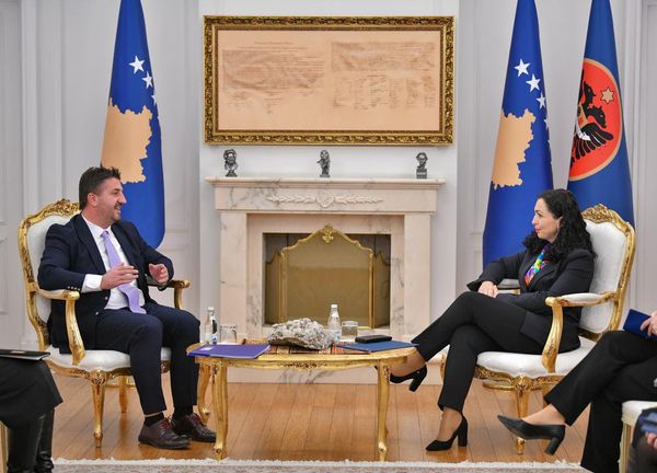 Z. Atdhe Hetemi, u prit në takim nga Presidentja e Republikës së Kosovës, znj. Vjosa Osmani-Sadriu