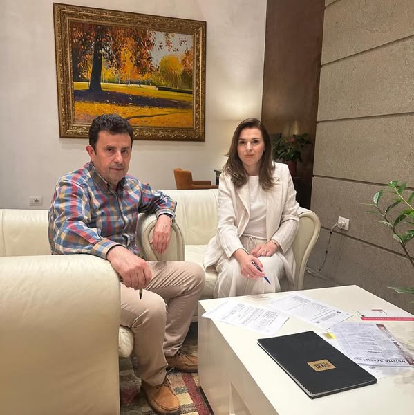 Këtë javë, Instituti pati kënaqësinë të bashkëpunojë me individë dhe profesionistë të ndryshëm, të cilët kontribuan në mënyra të ndryshme në procesin e dokumentimit dhe ruajtjes së kujtesës historike.
