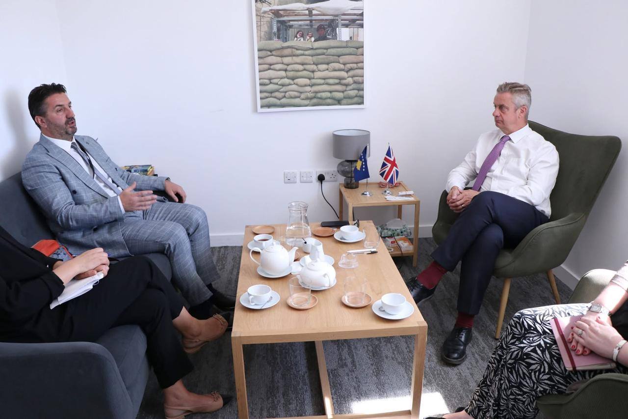IKKL shpreh mirënjohje të thellë dhe falënderon Ambasadën Britanike në Kosovë për mbështetjen e vazhdueshme në misionin tonë për të vërtetën dhe kujtesën kolektive.
