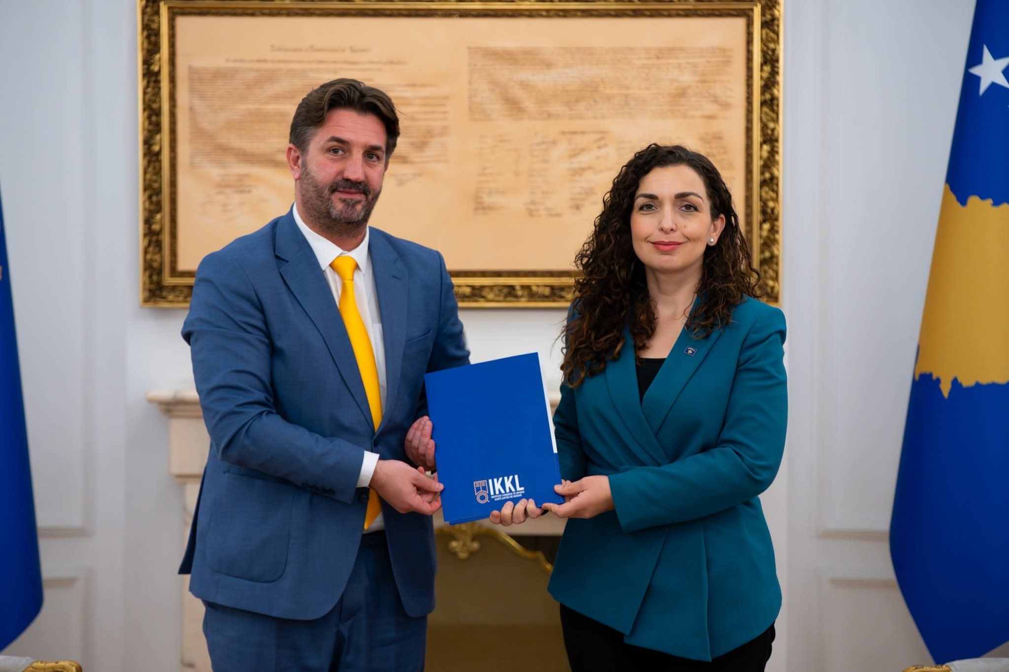 Drejtori Ekzekutiv i IKKL-së, i dorëzoi sot Presidentes së Republikës së Kosovës, znj. Vjosa Osmani, raportin vjetor të punës.