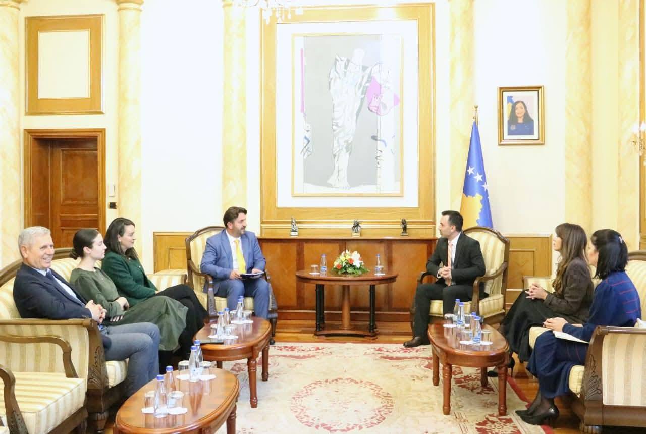 Në përputhje me obligimin ligjor, Drejtori Ekzekutiv i IKKL-së dorëzoi raportin vjetor të punës Kryetarit të Kuvendit të Republikës së Kosovës, z. Dimal Basha, si dhe Nënkryetares së Kuvendit, znj. Albulena Haxhiu.