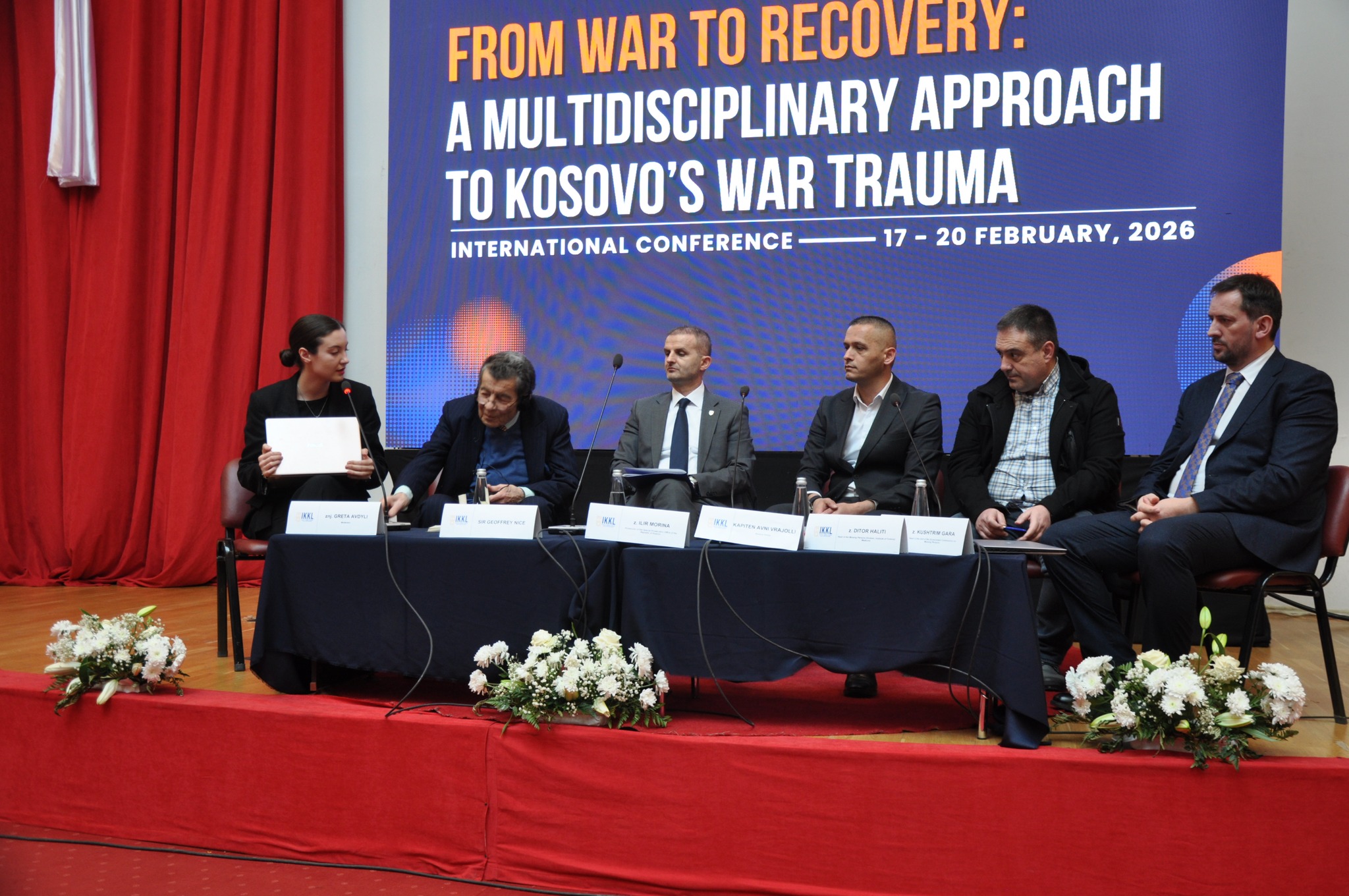 Konferenca e Dytë Shkencore e IKKL-së u përmbyll me panelin e tetë: “Institucionet që punojnë në hetimin e krimeve të luftës: Përpjekje të vazhdueshme”, moderuar nga Greta Avdyli.